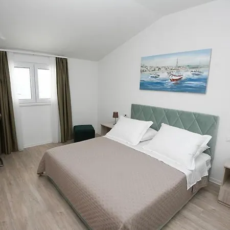 Katarina Apartment *