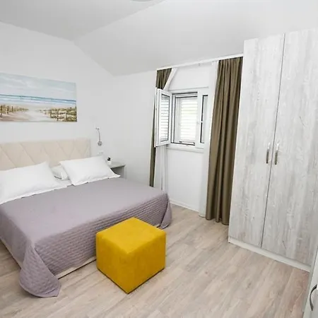 Apartment Katarina *